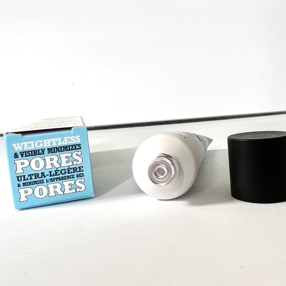 Benefit Cosmetics the PORE fessional Lite Primer. - Picture 3 of 4